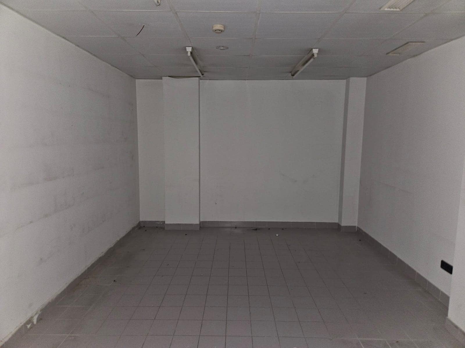 Local Commercial à vendre à Alicante ville - 240 000 € (Ref: 9583374)