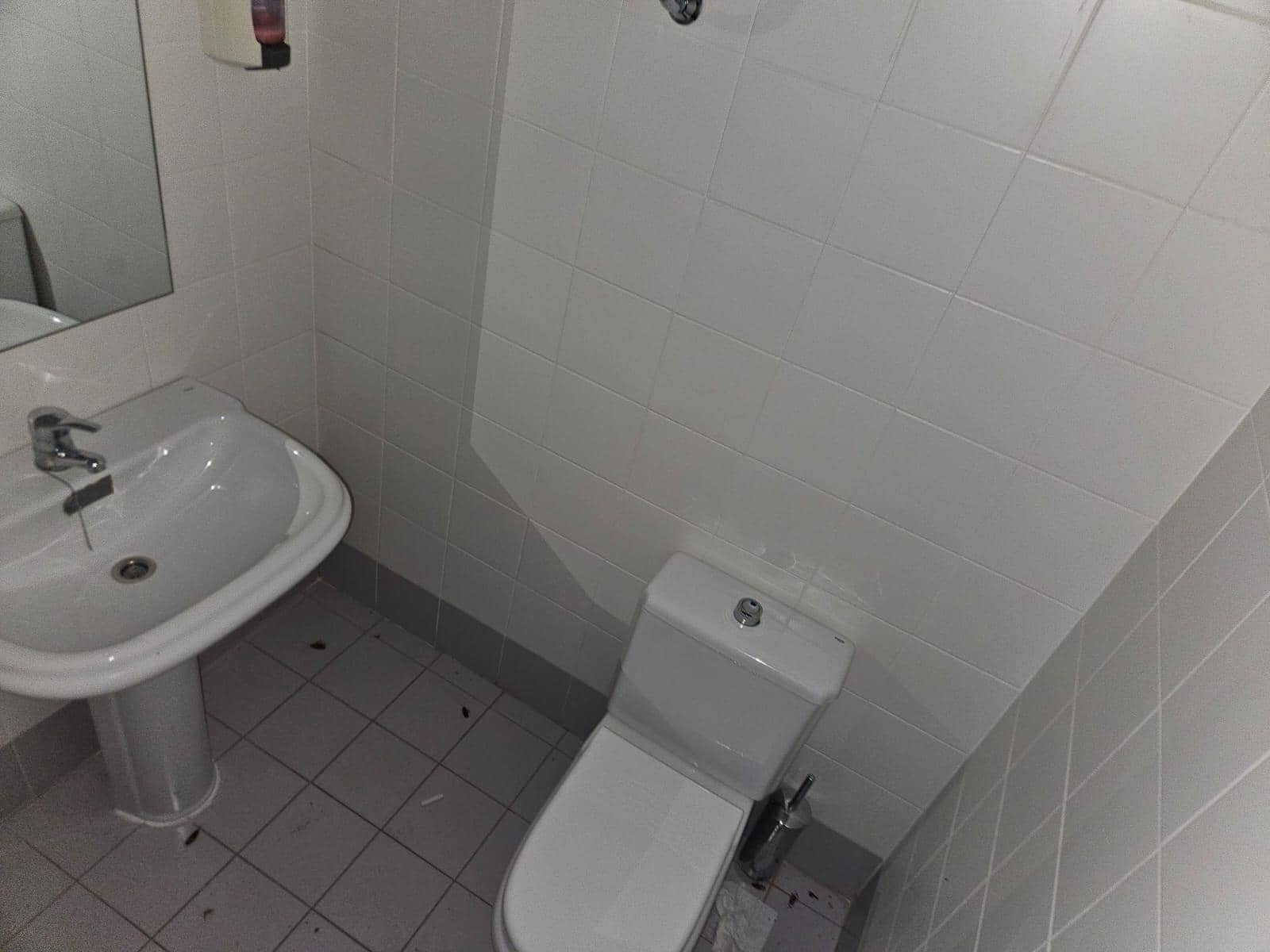 Local Commercial à vendre à Alicante ville - 240 000 € (Ref: 9583374)