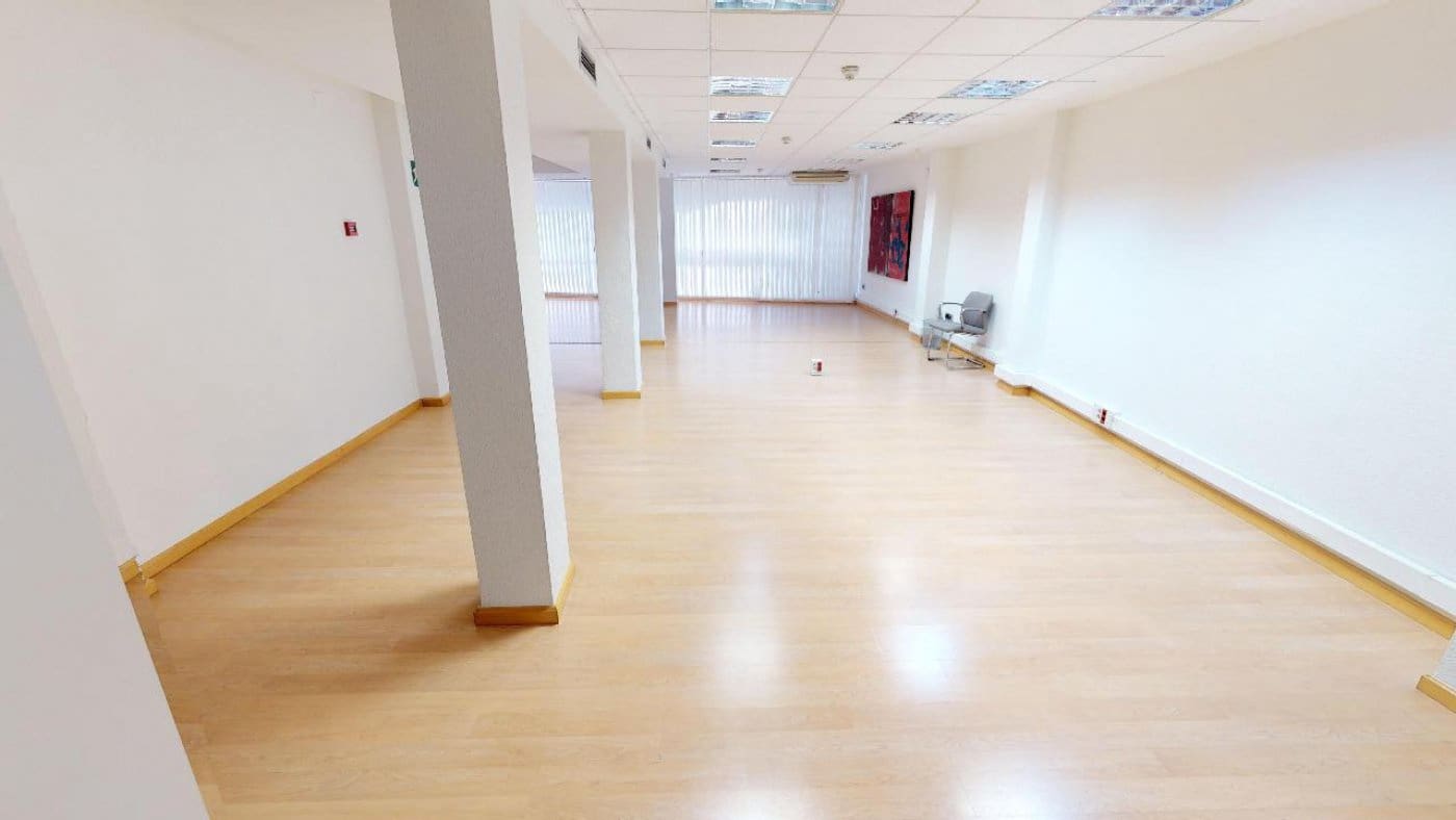 Kontor til salg i Alicante by - € 390.000 (Ref: 9583375)