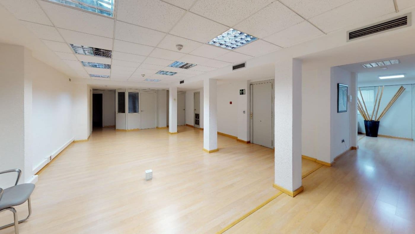 Kontor til salg i Alicante by - € 390.000 (Ref: 9583375)