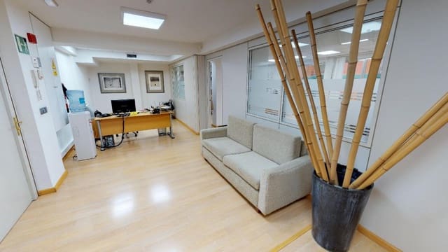 Kontor til salg i Alicante by - € 390.000 (Ref: 9583375)