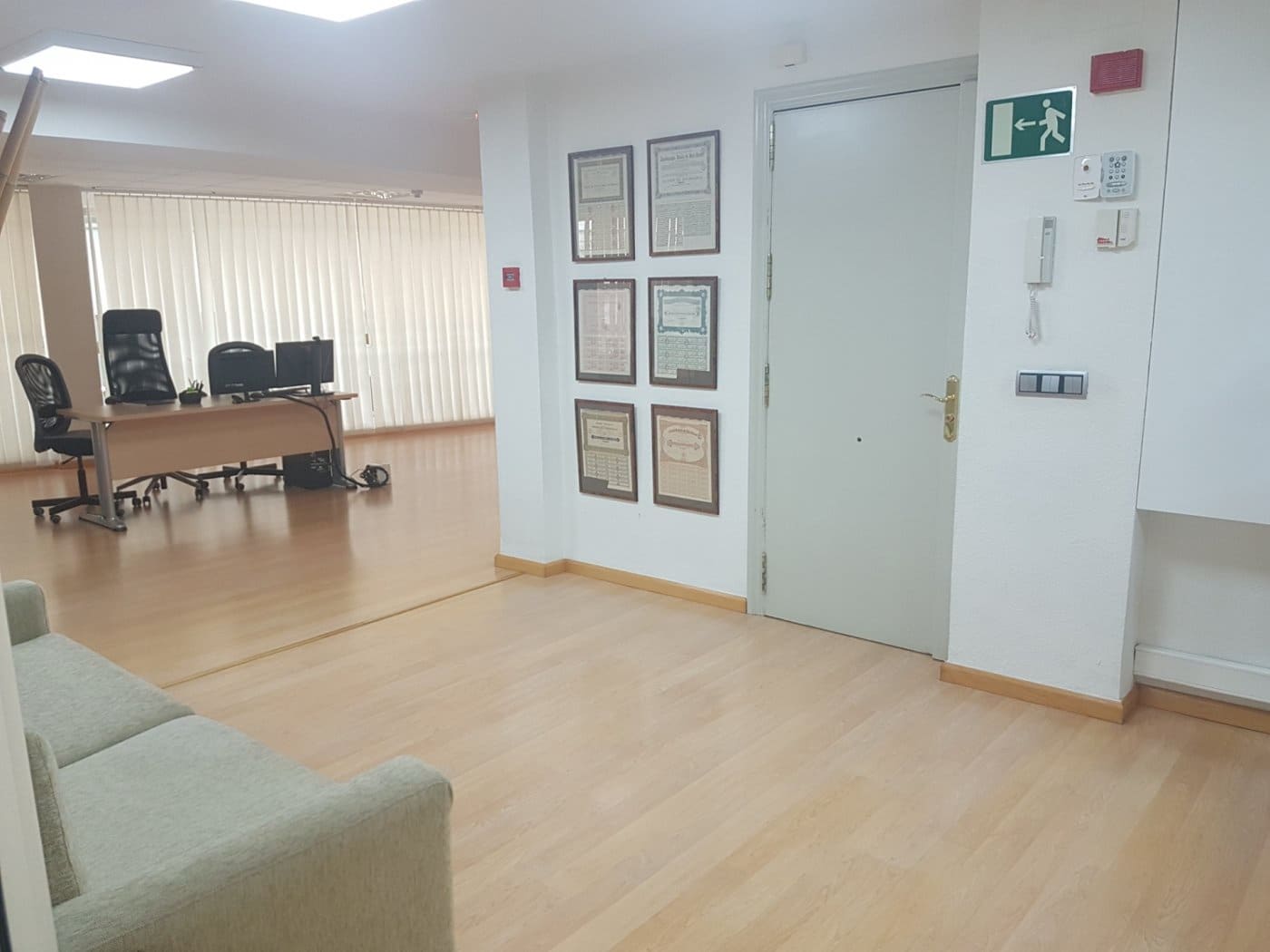 Kontor til salg i Alicante by - € 390.000 (Ref: 9583375)