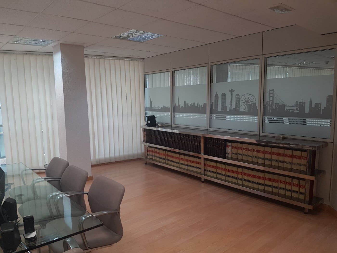 Kontor til salg i Alicante by - € 390.000 (Ref: 9583375)