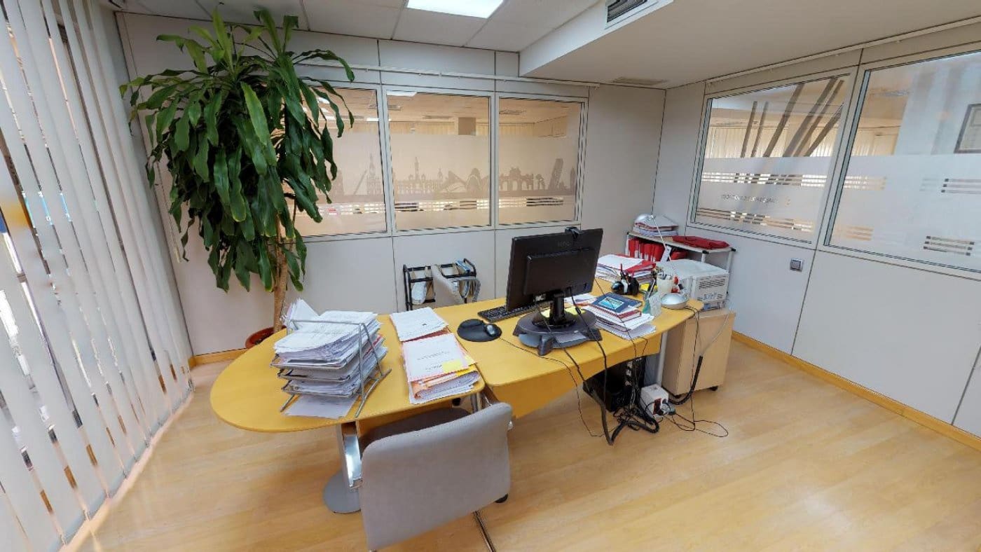 Kontor til salg i Alicante by - € 390.000 (Ref: 9583375)