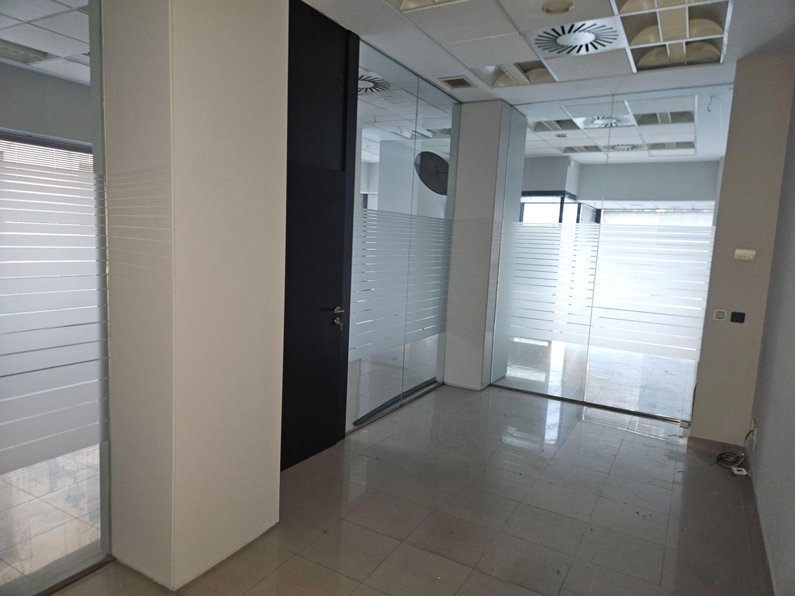 Commerciale in vendita in Alicante citta - 680.000 € (Rif: 9583377)