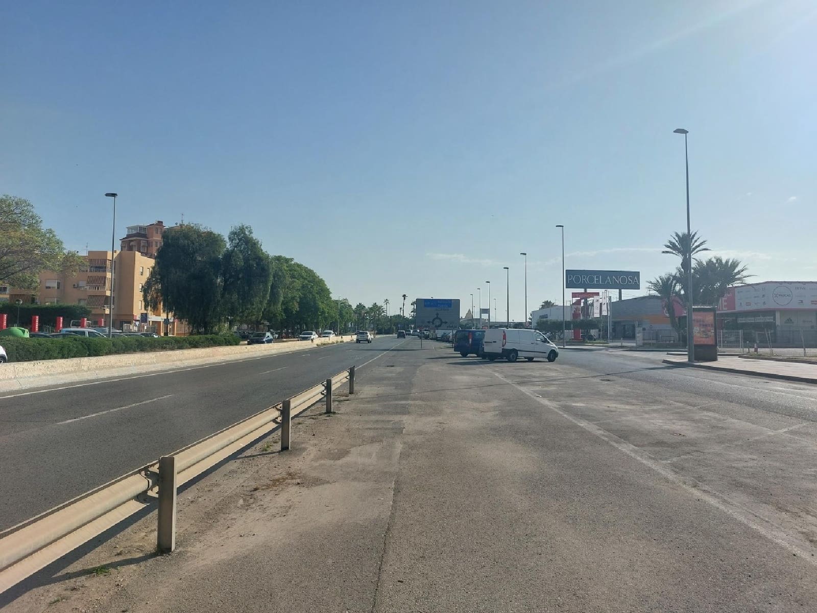 Comercial para venda em San Juan de Alicante / Sant Joan d'Alacant - 410 000 € (Ref: 9583378)