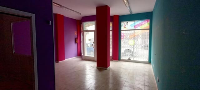 Local Commercial à vendre à San Blas, Alicante ville - 132 000 € (Ref: 9583382)