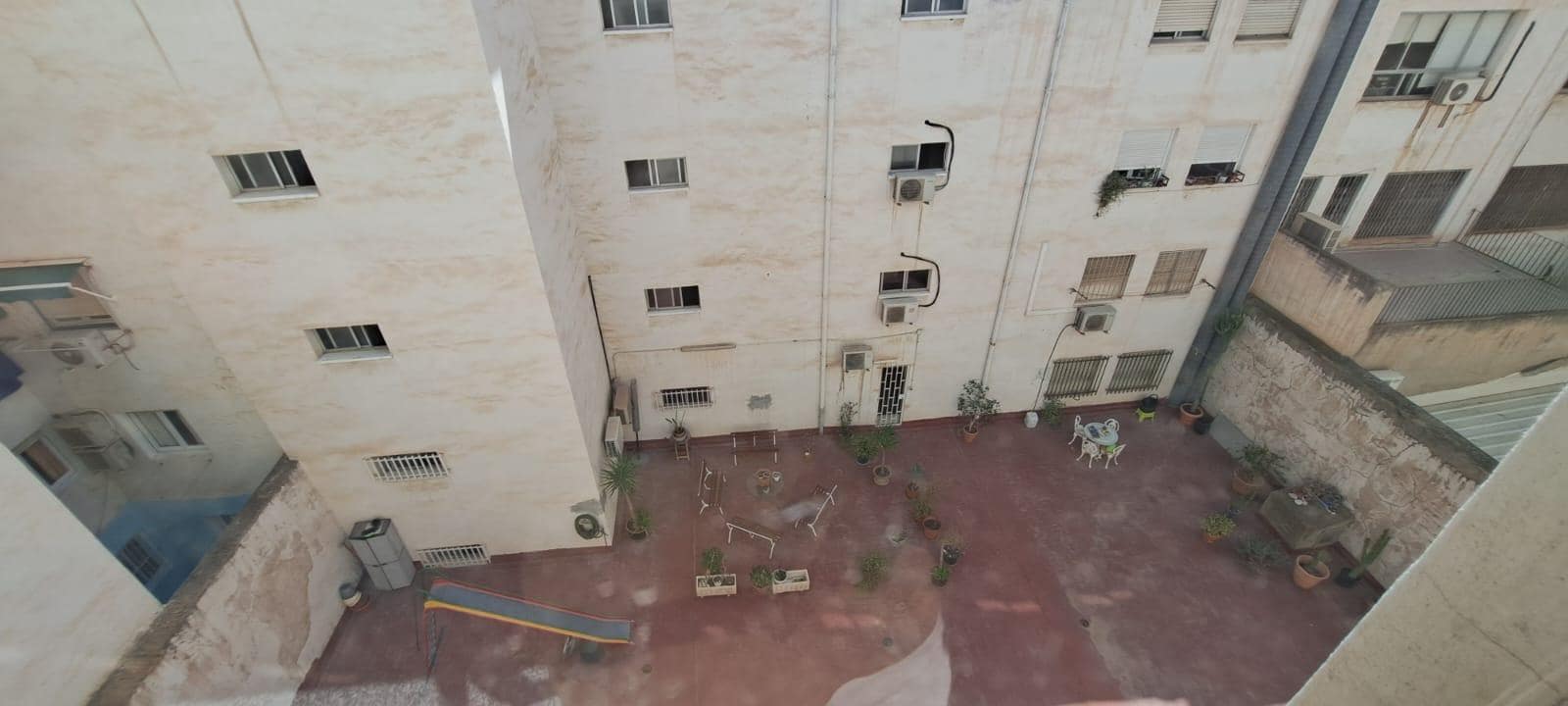 Bureau à vendre à Alicante ville - 100 000 € (Ref: 9583398)