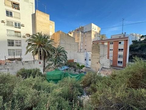 Building Plot for sale in Alicante / Alacant city - € 975,000 (Ref: 9583402)