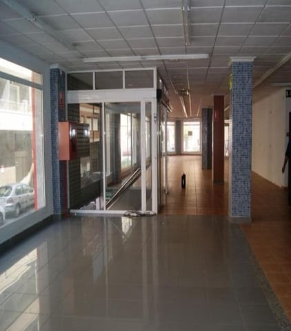 Local Comercial en Centro, Torrevieja en venta - 1.200.000 € (Ref: 9583407)