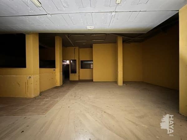 Commercial for sale in El Campello - € 141,000 (Ref: 9583411)