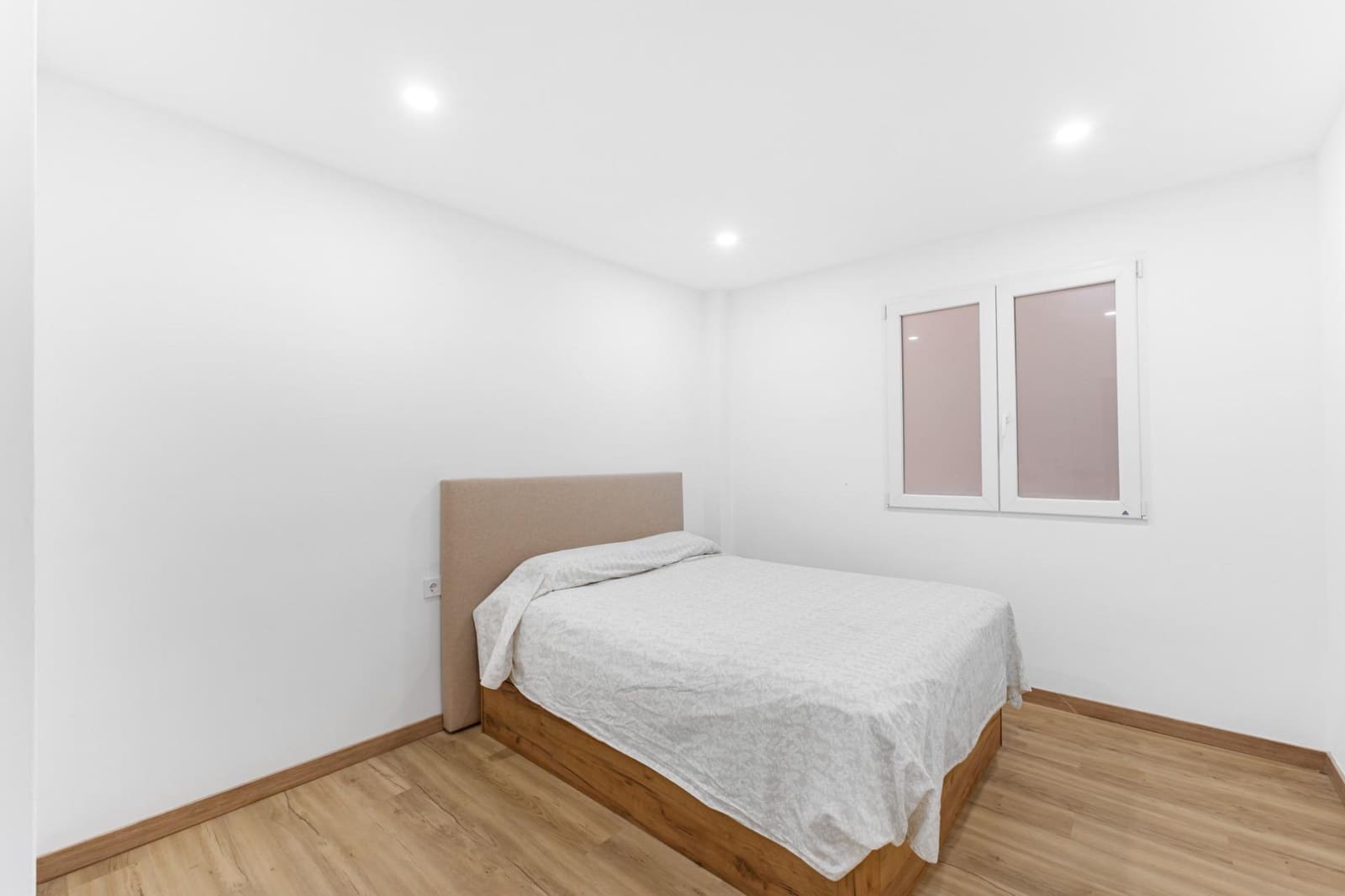 5 makuuhuone Asunto myytävänä paikassa Alicante kaupunki - 550 000 € (Ref: 9591256)