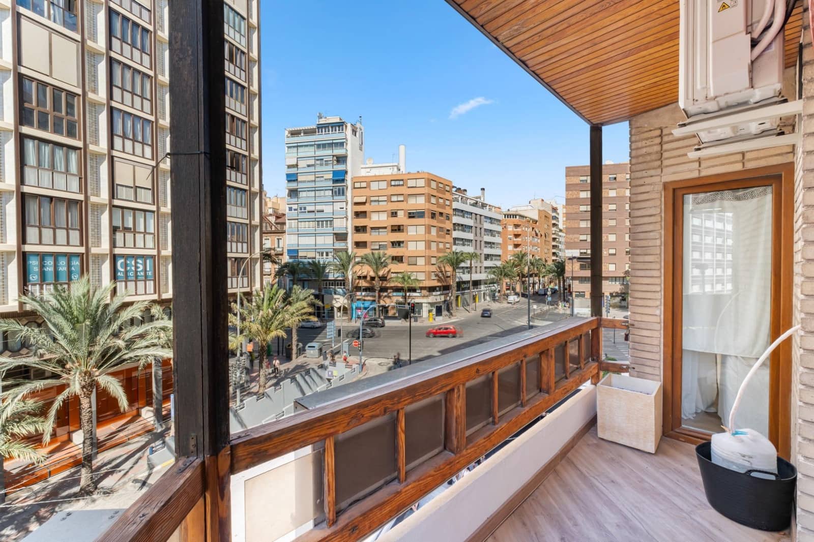 5 makuuhuone Asunto myytävänä paikassa Alicante kaupunki - 550 000 € (Ref: 9591256)