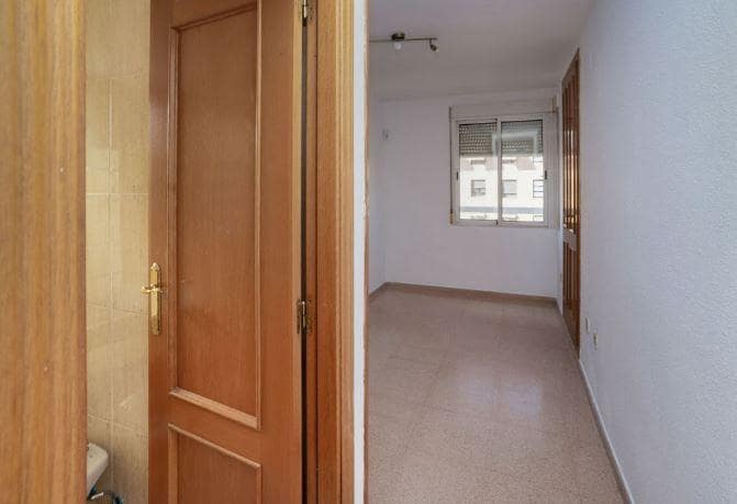 3 slaapkamer Flat te koop in Alicante stad met zwembad - € 280.000 (Ref: 9629951)