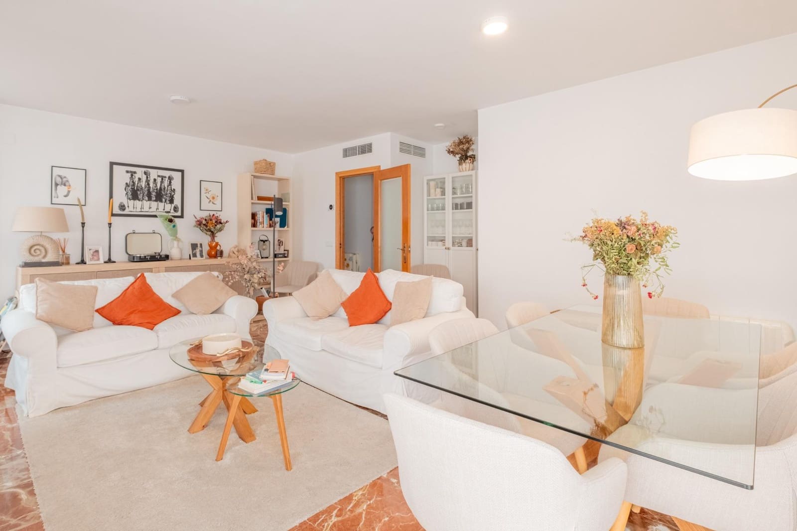 2 slaapkamer Flat te huur in Alicante stad - € 1.450 (Ref: 9656079)