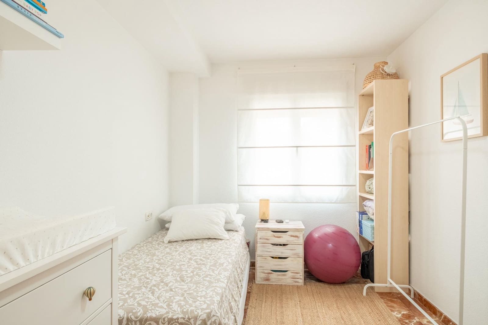 2 slaapkamer Flat te huur in Alicante stad - € 1.450 (Ref: 9656079)