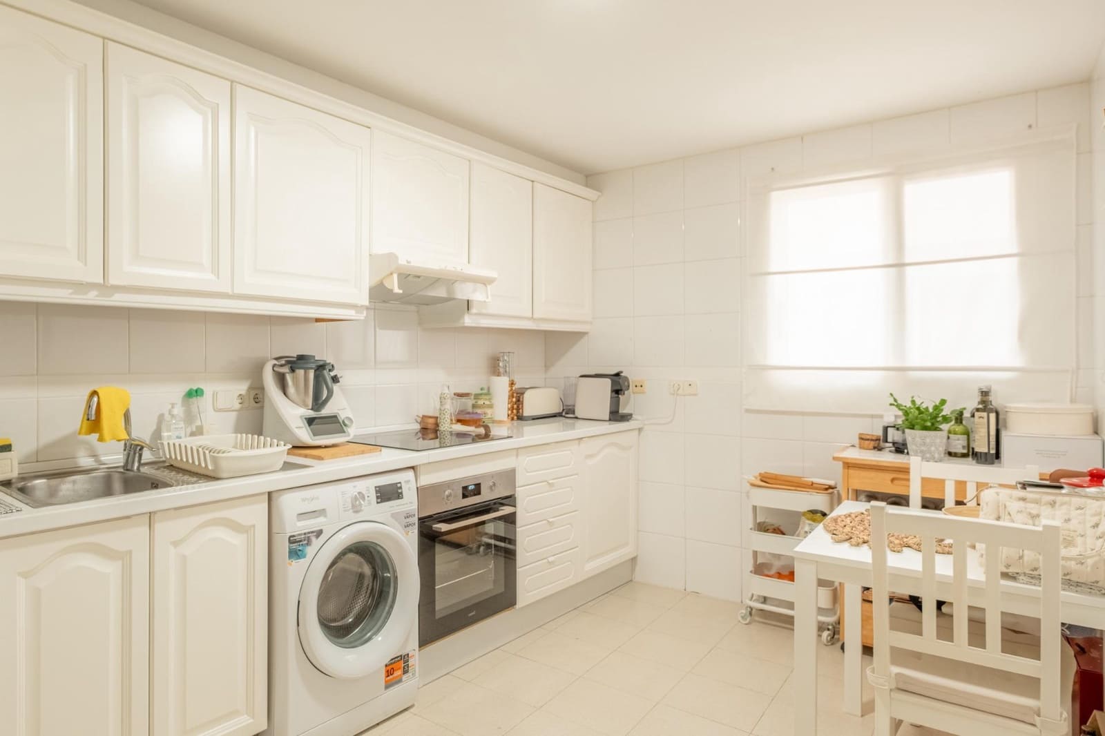 2 slaapkamer Flat te huur in Alicante stad - € 1.450 (Ref: 9656079)