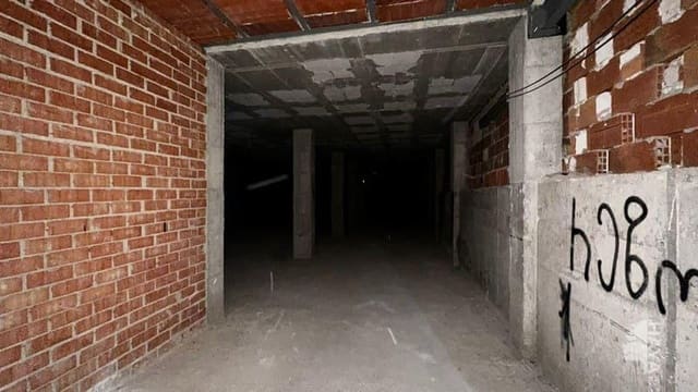 Kommersiell till salu i El Campello - 151 000 € (Ref: 9661955)