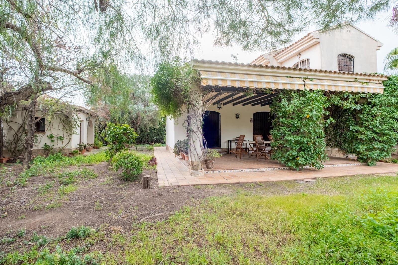 3 slaapkamer Villa te koop in Muchamiel / Mutxamel met zwembad garage - € 635.000 (Ref: 9674196)