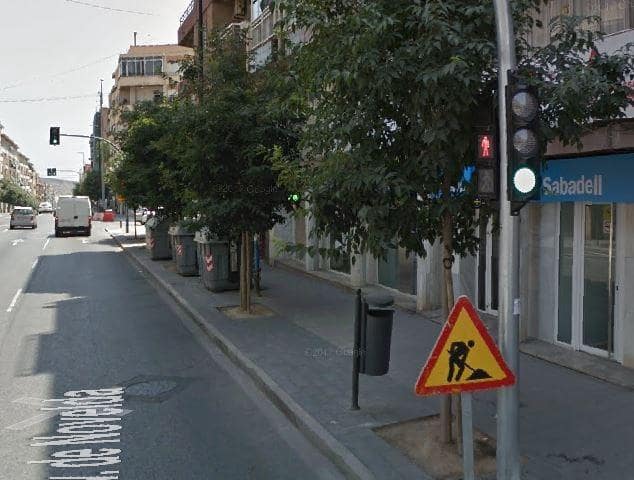 Erhverv til salg i Alicante by - € 205.000 (Ref: 9674197)