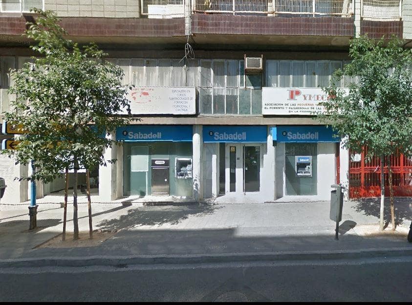 Erhverv til salg i Alicante by - € 205.000 (Ref: 9674197)