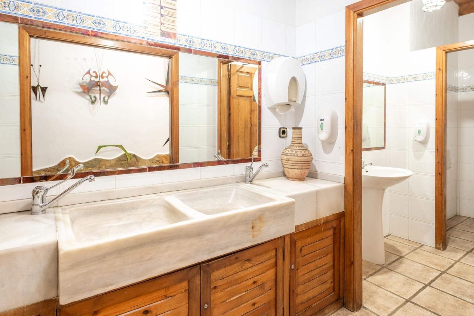 Local Commercial à vendre à Alicante ville - 690 000 € (Ref: 9683511)