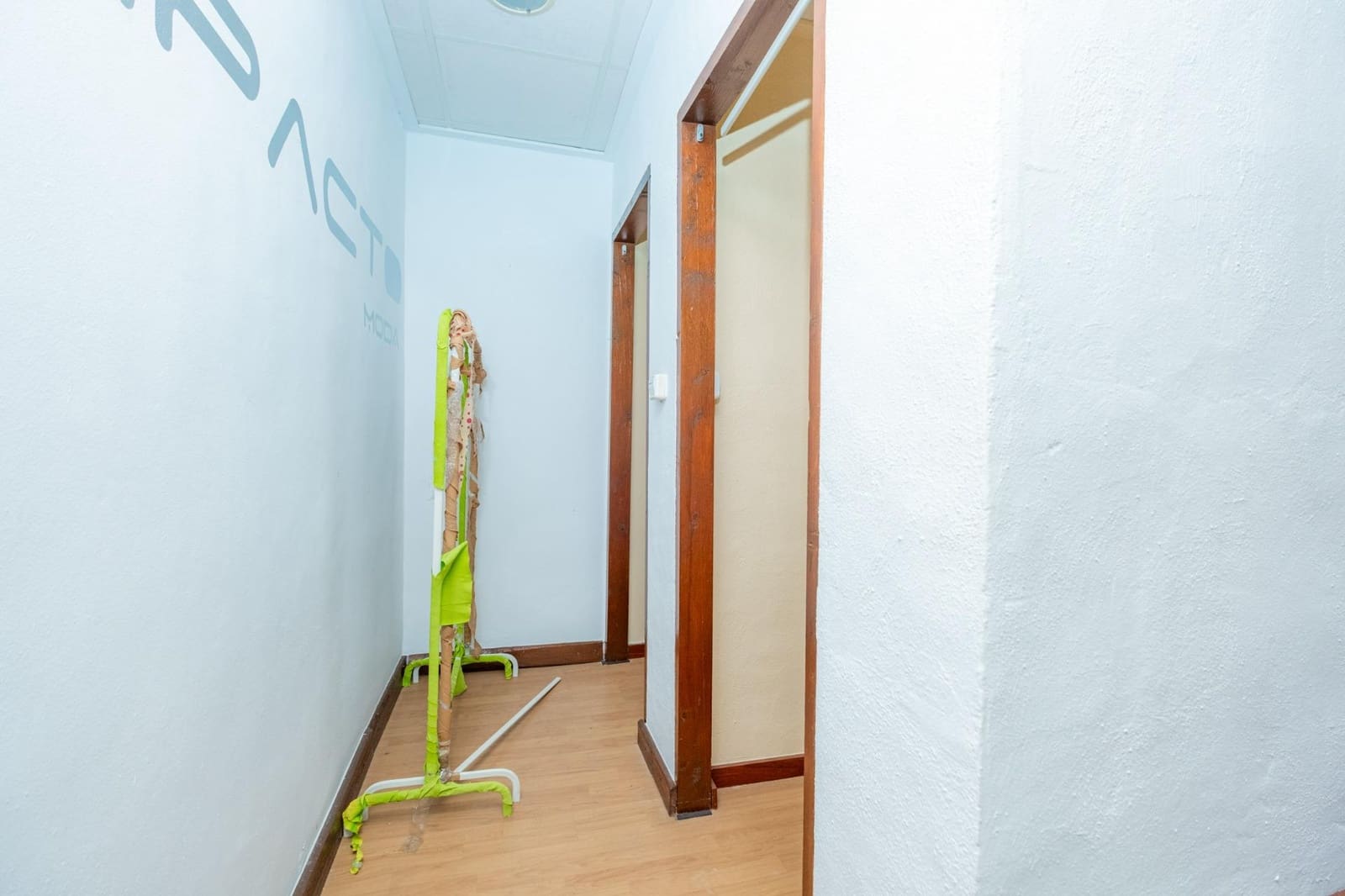 7 bedroom Hotel for sale in Orihuela - € 600,000 (Ref: 9729325)