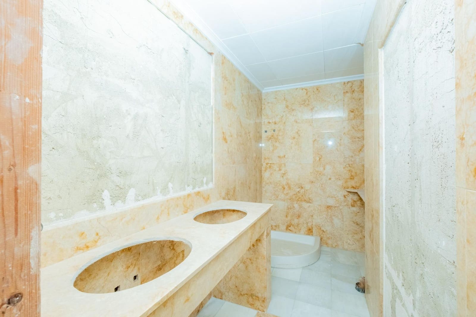 7 bedroom Hotel for sale in Orihuela - € 600,000 (Ref: 9729325)