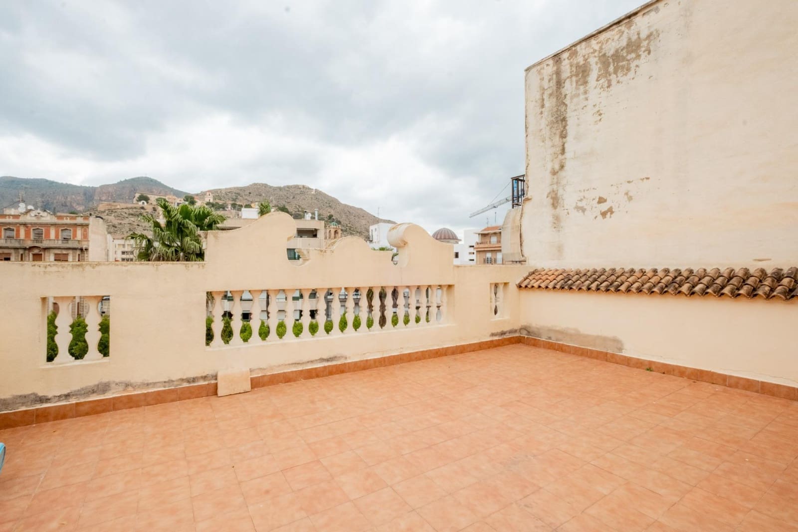 7 bedroom Hotel for sale in Orihuela - € 600,000 (Ref: 9729325)