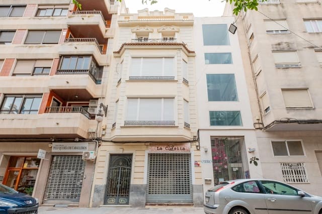 Hotel de 7 habitaciones en Orihuela en venta - 600.000 € (Ref: 9729325)