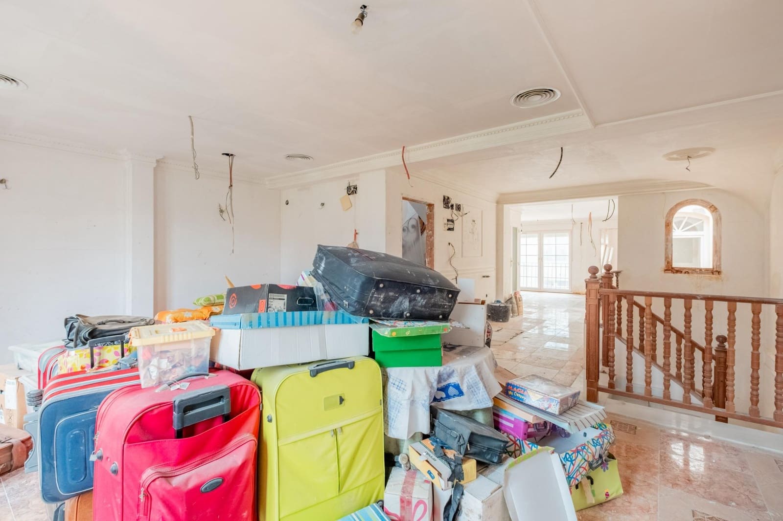 7 bedroom Hotel for sale in Orihuela - € 600,000 (Ref: 9729325)