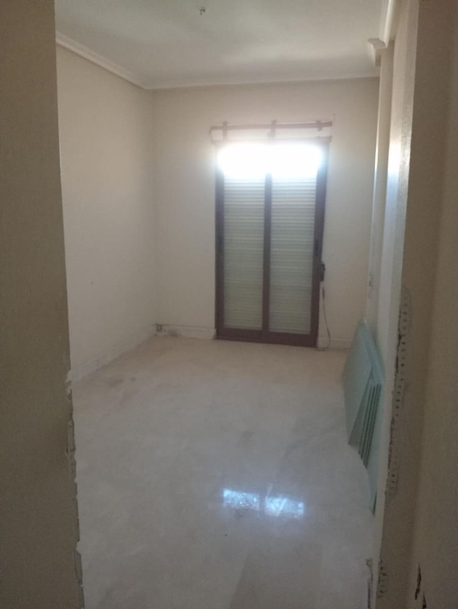 4 bedroom Flat for sale in Elche / Elx - € 179,900 (Ref: 9744132)