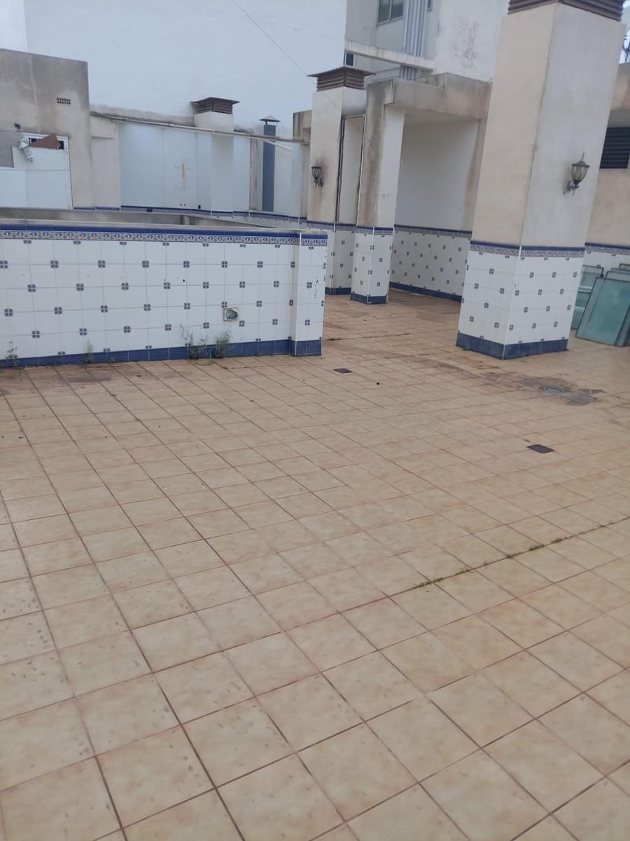 4 bedroom Flat for sale in Elche / Elx - € 179,900 (Ref: 9744132)