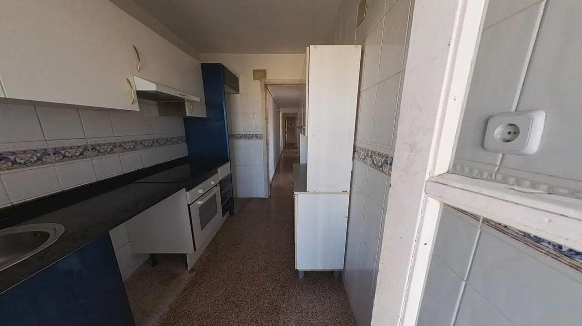 4 chambre Appartement à vendre à Alicante ville - 237 600 € (Ref: 9744134)
