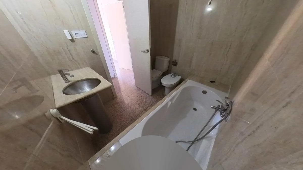 4 chambre Appartement à vendre à Alicante ville - 237 600 € (Ref: 9744134)