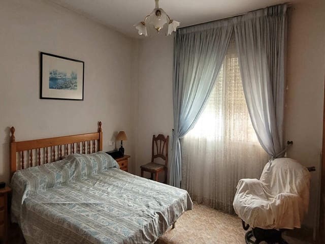 3 soveværelse Villa til salg i El Chaparral - La Siesta - La Torreta, Torrevieja med swimmingpool - € 265.000 (Ref: 9744141)