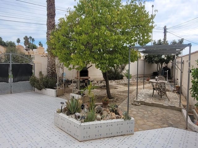 3 soveværelse Villa til salg i El Chaparral - La Siesta - La Torreta, Torrevieja med swimmingpool - € 265.000 (Ref: 9744141)