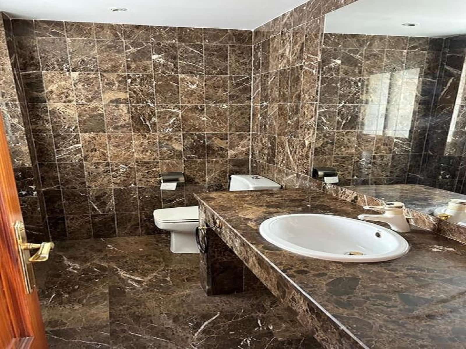 5 slaapkamer Appartement te koop in Malaga stad met zwembad - € 1.300.000 (Ref: 9765127)