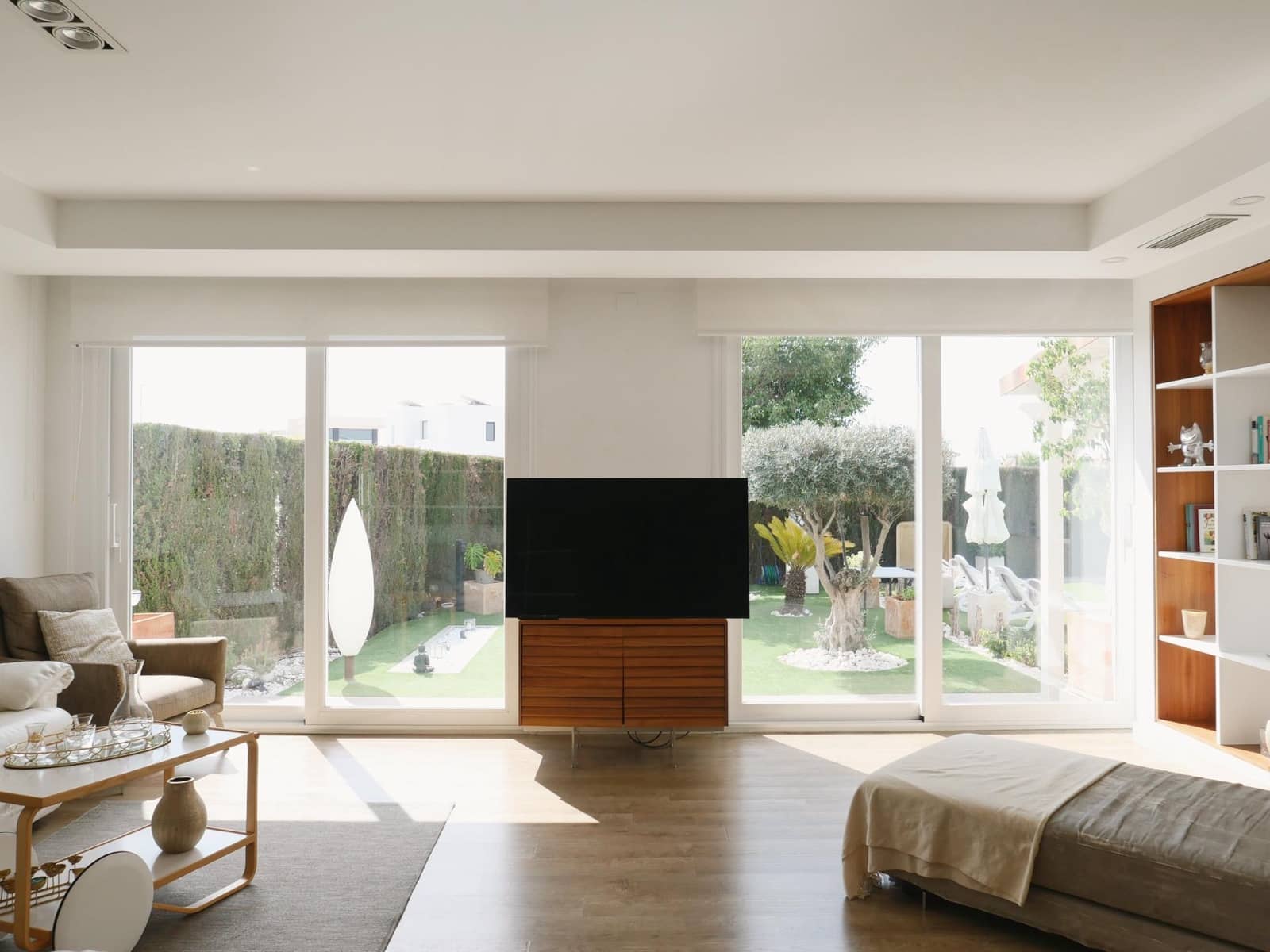 Chalet de 3 habitaciones en San Fulgencio en venta con piscina garaje - 495.000 € (Ref: 9773049)