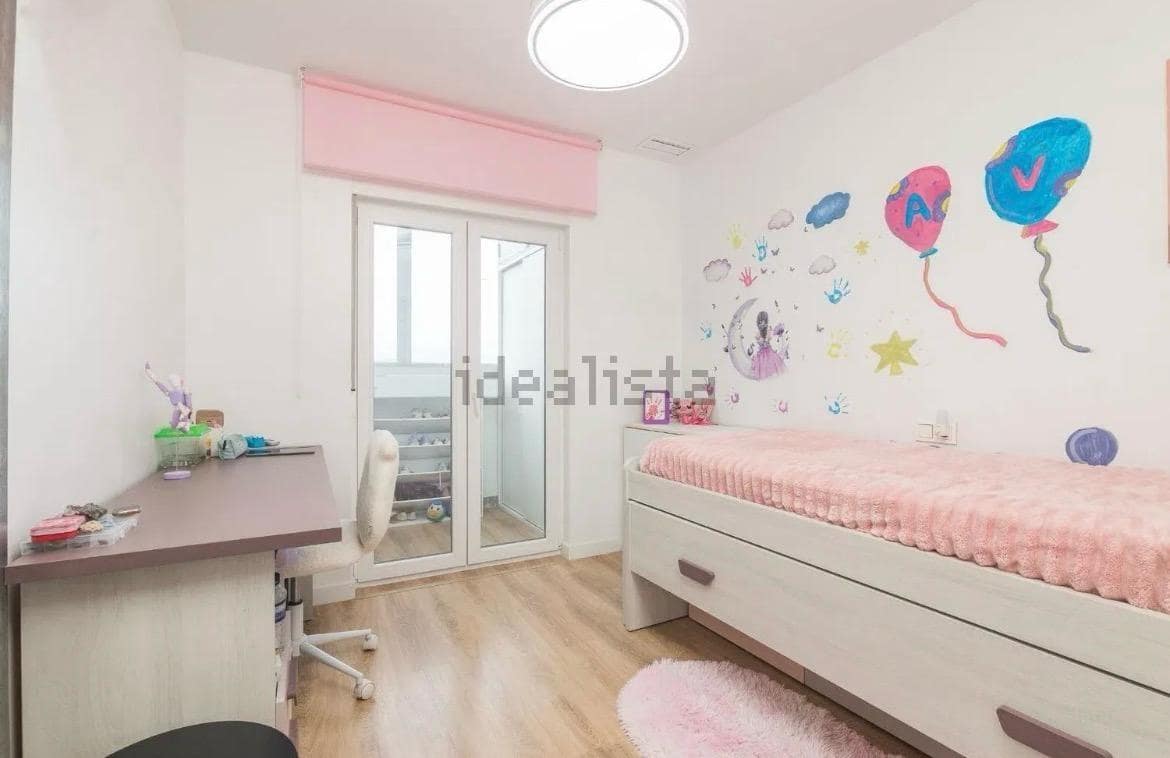 3 bedroom Penthouse for sale in Elche / Elx with garage - € 399,000 (Ref: 9788387)