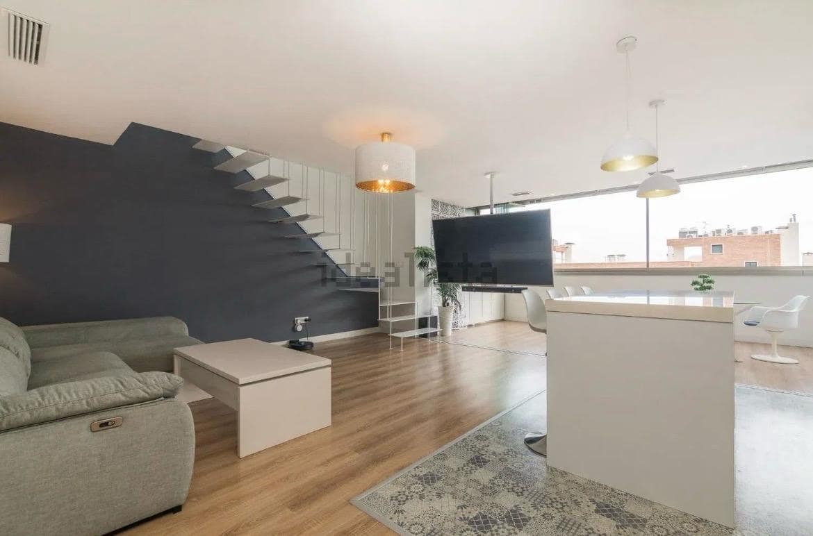 3 bedroom Penthouse for sale in Elche / Elx with garage - € 399,000 (Ref: 9788387)