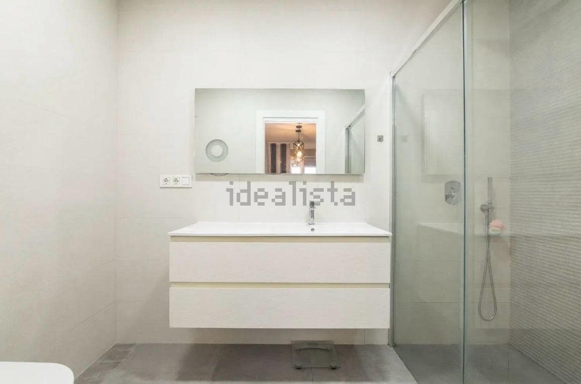 3 bedroom Penthouse for sale in Elche / Elx with garage - € 399,000 (Ref: 9788387)