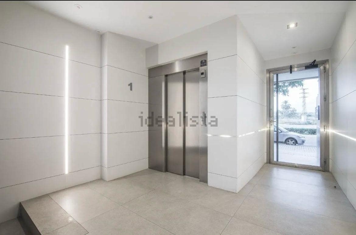 3 bedroom Penthouse for sale in Elche / Elx with garage - € 399,000 (Ref: 9788387)