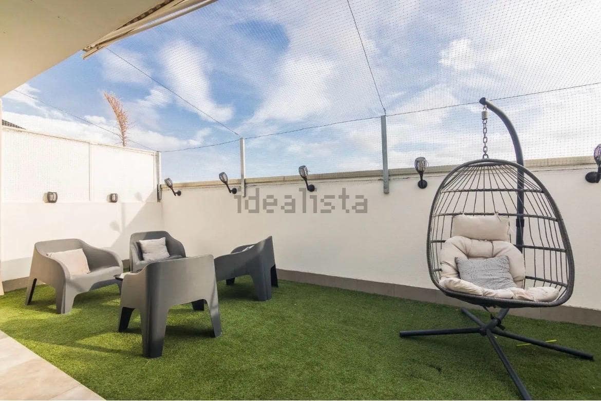 3 bedroom Penthouse for sale in Elche / Elx with garage - € 399,000 (Ref: 9788387)