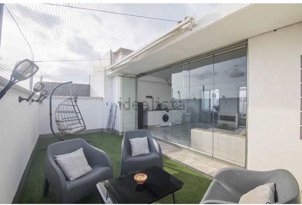 3 bedroom Penthouse for sale in Elche / Elx with garage - € 399,000 (Ref: 9788387)
