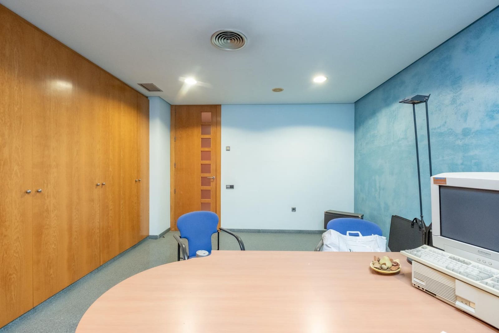 Office for sale in San Vicente / Sant Vicent del Raspeig - € 300,000 (Ref: 9831344)
