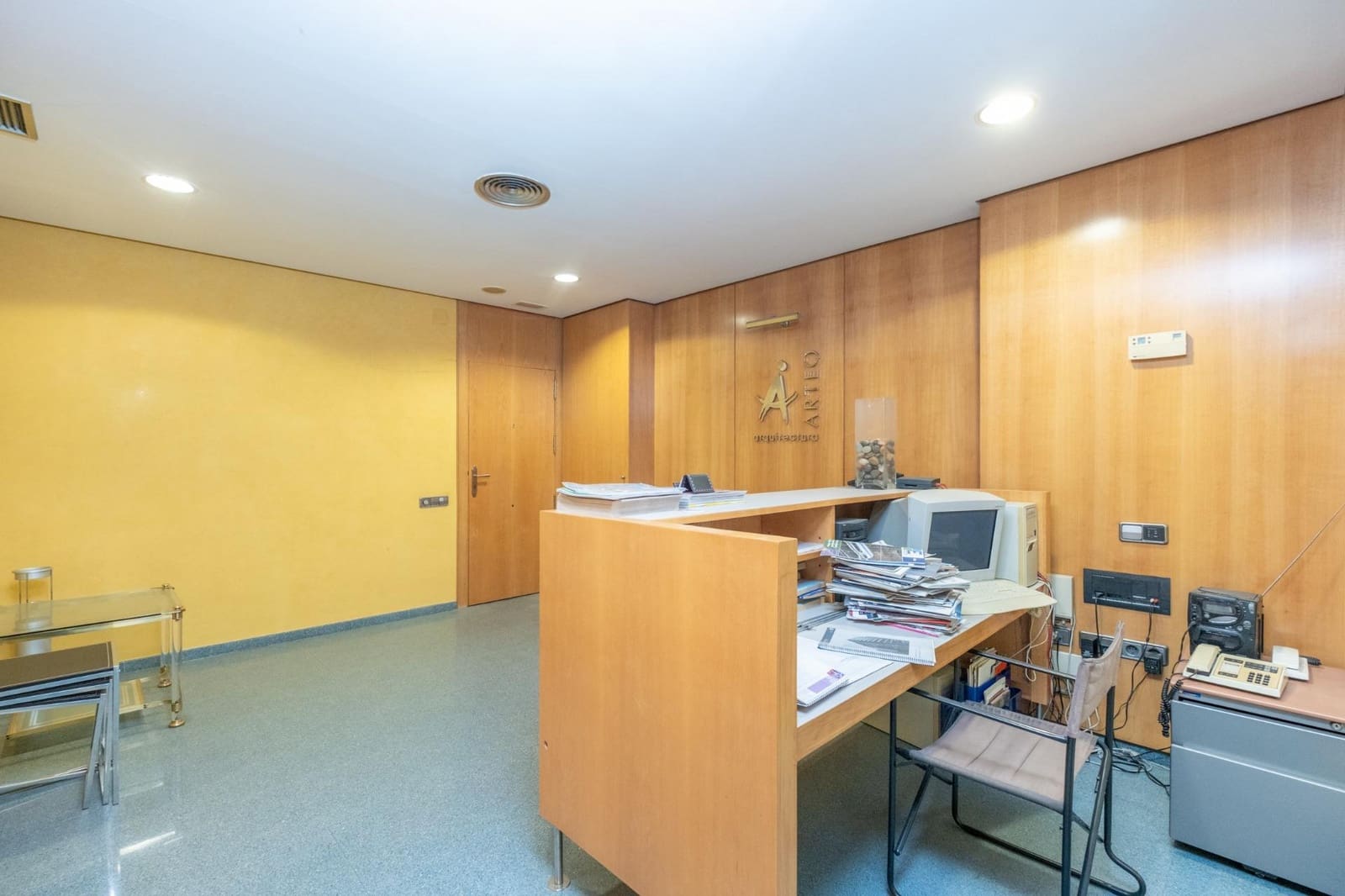 Office for sale in San Vicente / Sant Vicent del Raspeig - € 300,000 (Ref: 9831344)