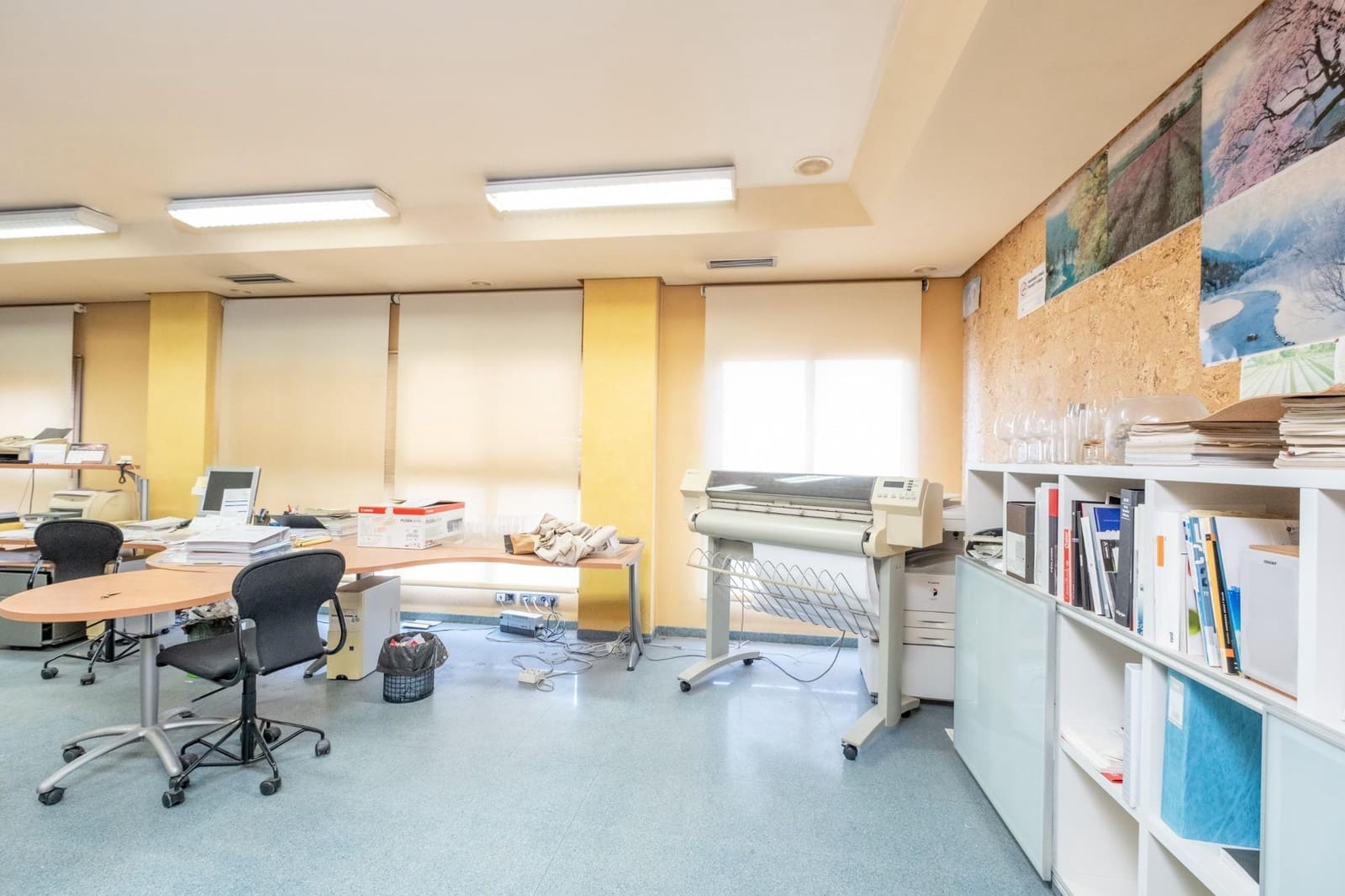 Office for sale in San Vicente / Sant Vicent del Raspeig - € 300,000 (Ref: 9831344)