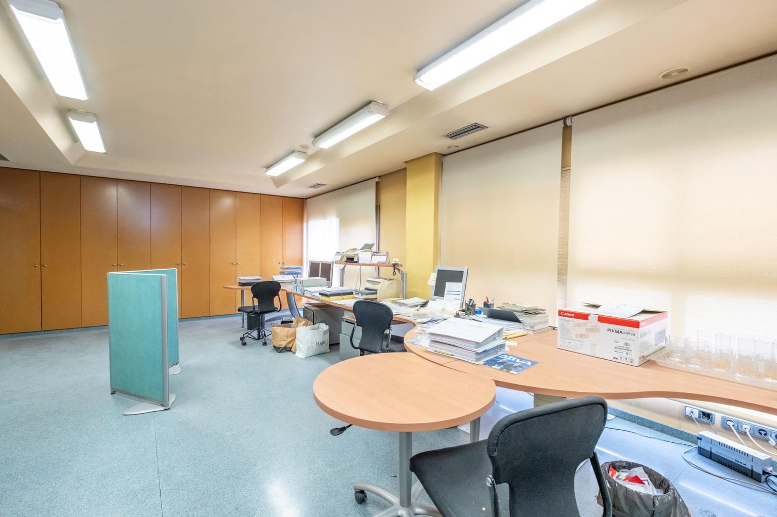 Office for sale in San Vicente / Sant Vicent del Raspeig - € 300,000 (Ref: 9831344)