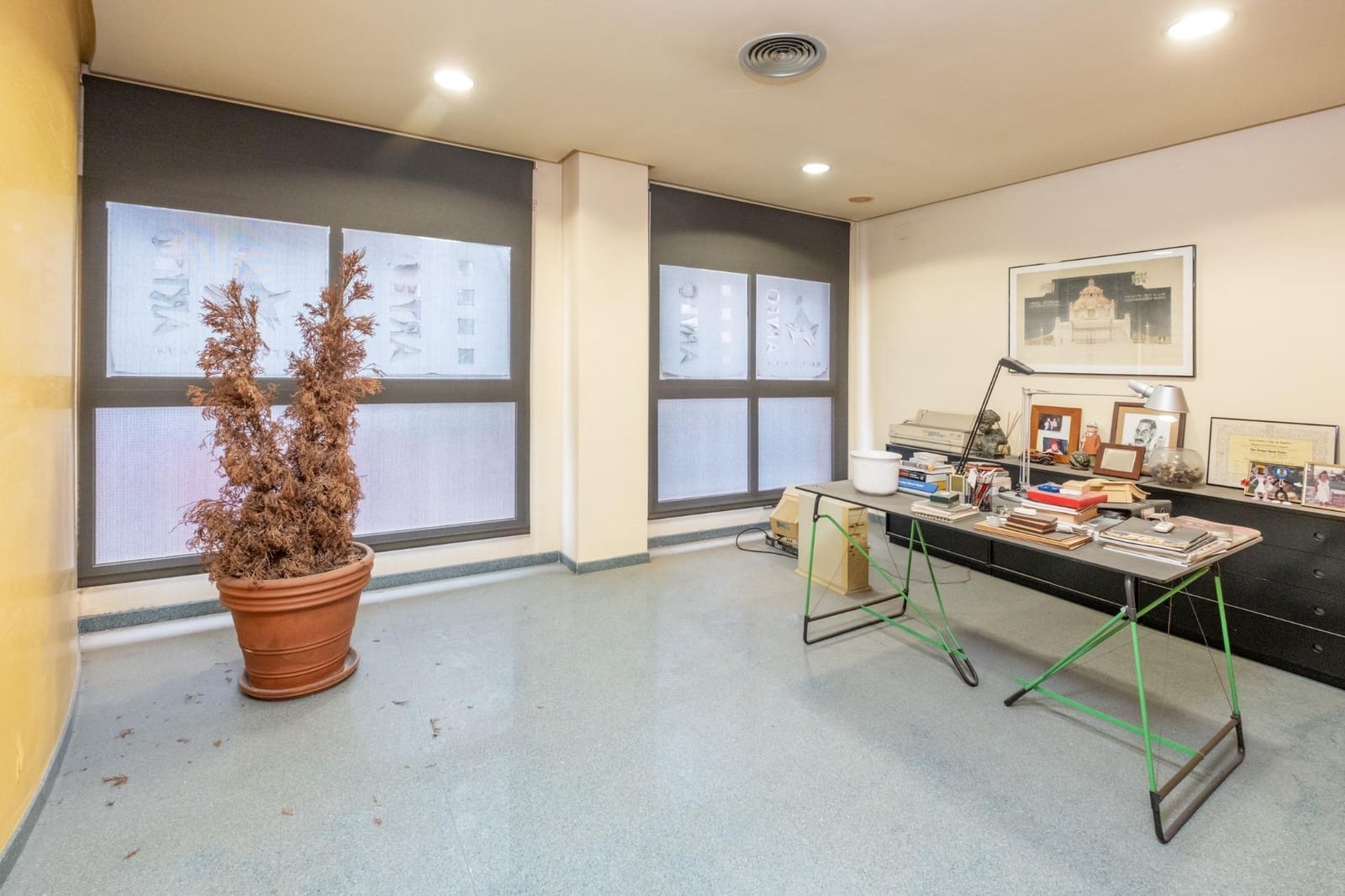 Office for sale in San Vicente / Sant Vicent del Raspeig - € 300,000 (Ref: 9831344)